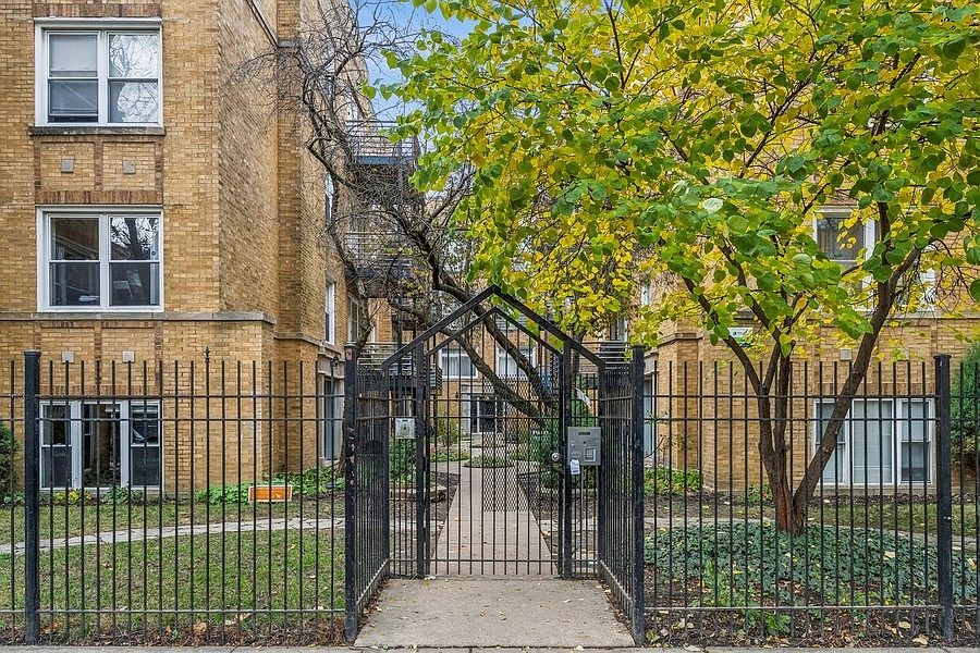 1st image of 4602 N Monticello Ave APT 3E