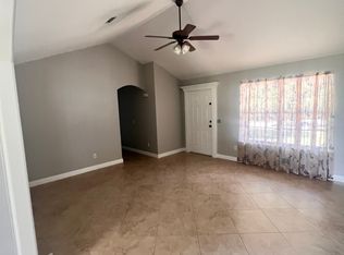 20734 Hillcrest Dr, Springdale, AR 72764
