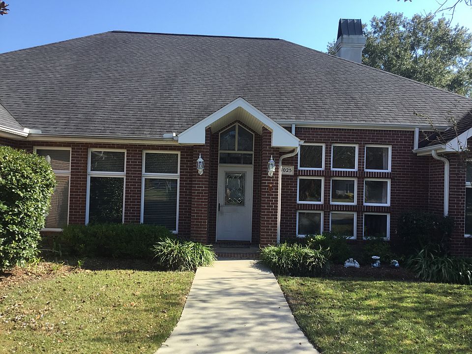 1st image of 4025 Barbe Wood Dr