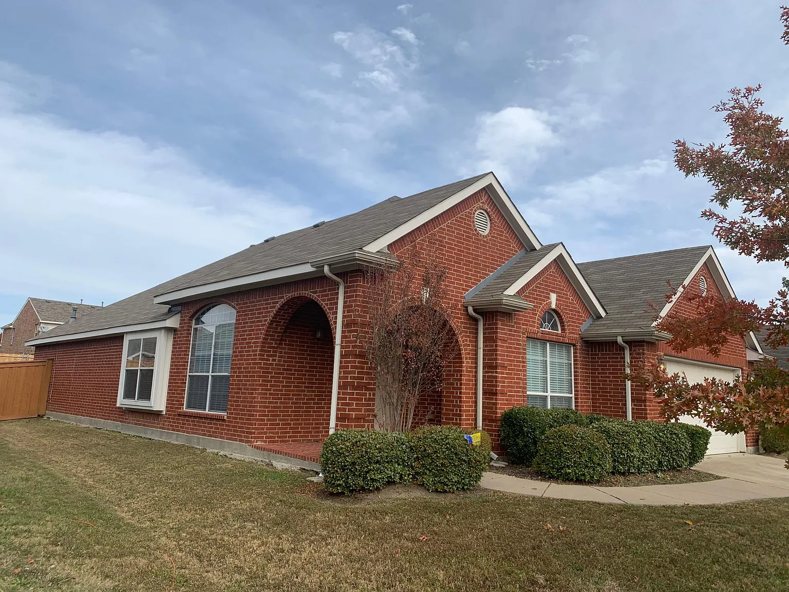 3 bed, 2144 sqft, $2,795 — Photo 2