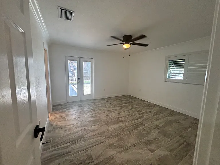 6060 Denver St NE — Photo 5