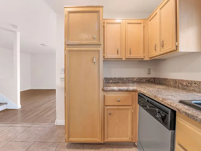 5267 Westwind Rd — Photo 20