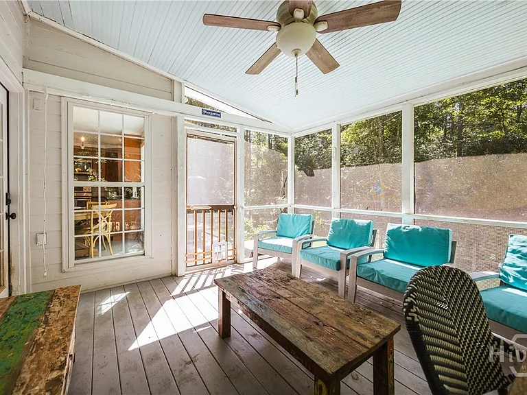 2221 Whippoorwill Rd — Photo 32