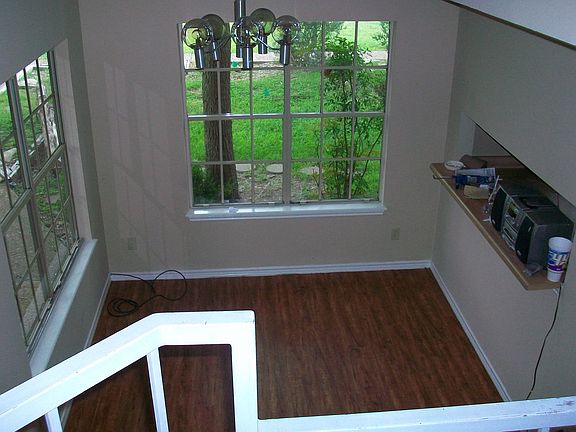 3rd image of 203 Ridgewood