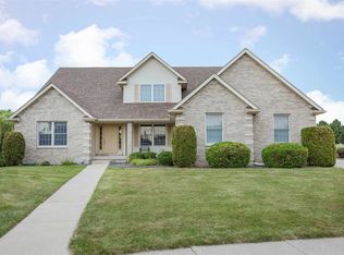 2403 E 58th Ct, Davenport, IA