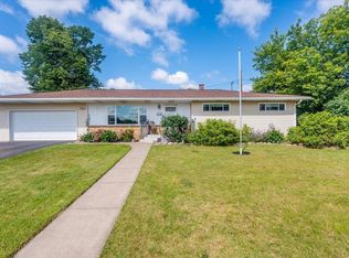 705 9th St, Cloquet, MN 55720