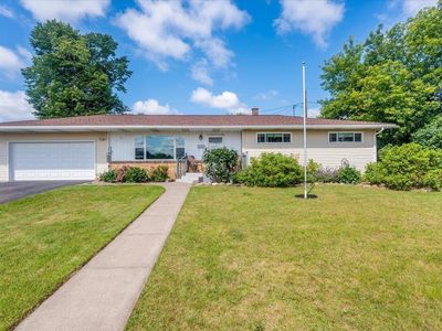 705 9th St, Cloquet, MN, 55720