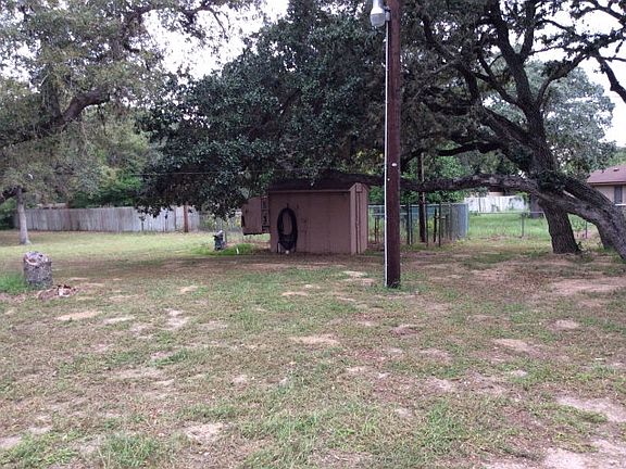 5th image of 107 W Acorn Dr