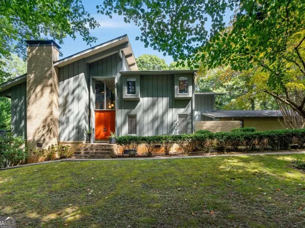 5212 Rosser Rd, Stone Mountain, GA 30087