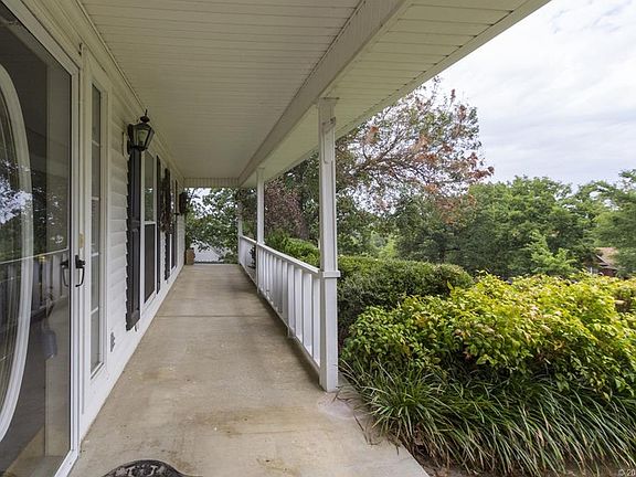4th image of 1350 Forest Ln