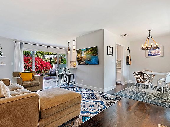 3rd image of 5218 Etheldo Ave