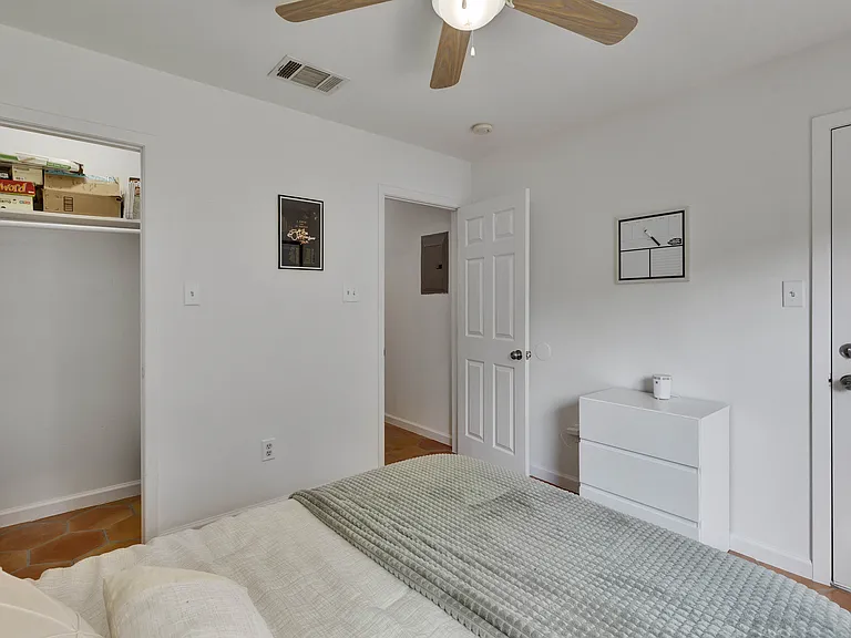 208 Flournoy Dr #A — Photo 13