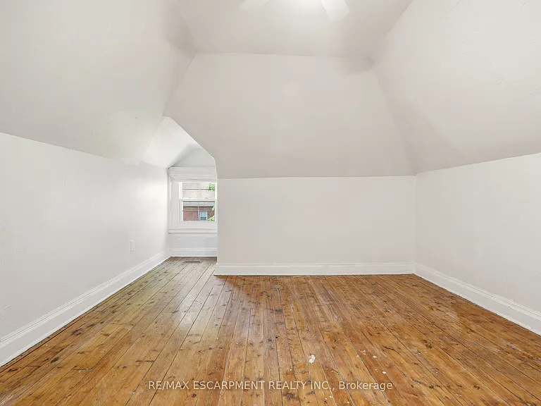 131 Markland St — Photo 43