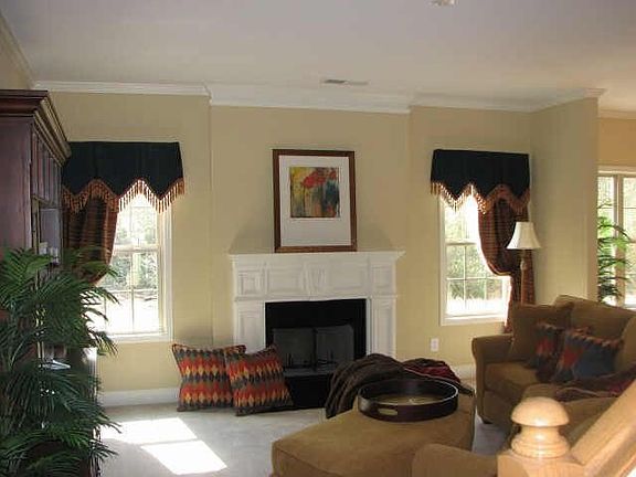 4th image of 790 Langley Farms Dr