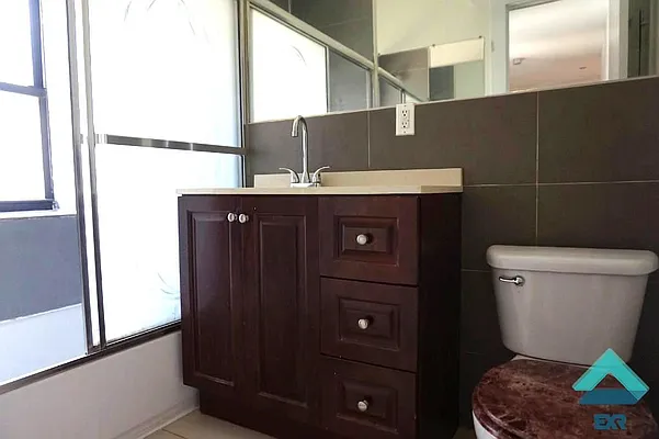 Rented by EXR | media 3