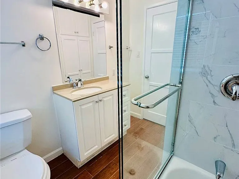 400 E Fernfield Dr — Photo 12