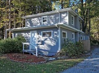 201 Turner Dr, Chardon, OH 44024