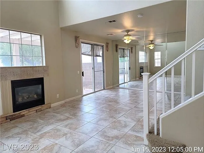 638 Solitude Point Ave — Photo 4