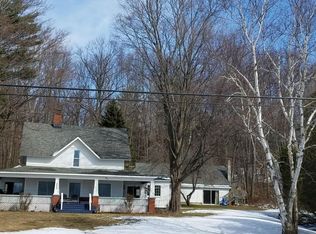4050 Portage Point Dr, Onekama, MI 49675