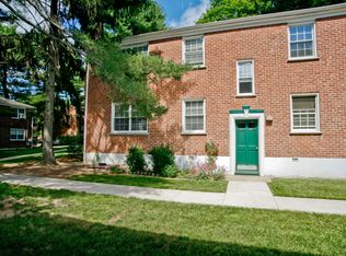 182 Pinewood Rd APT 27, Hartsdale, NY 10530