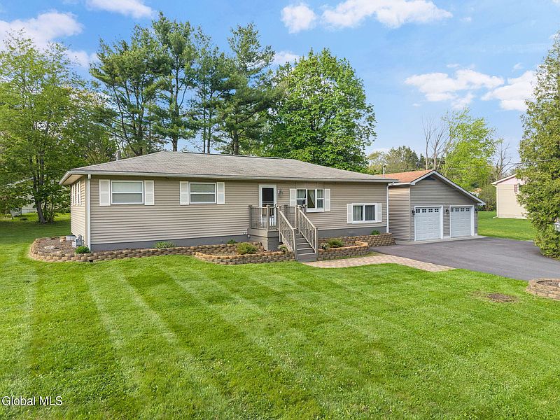 2nd image of 36 Fruitwood Drive