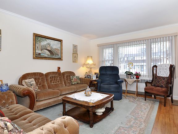 2nd image of 333 Helena Ave