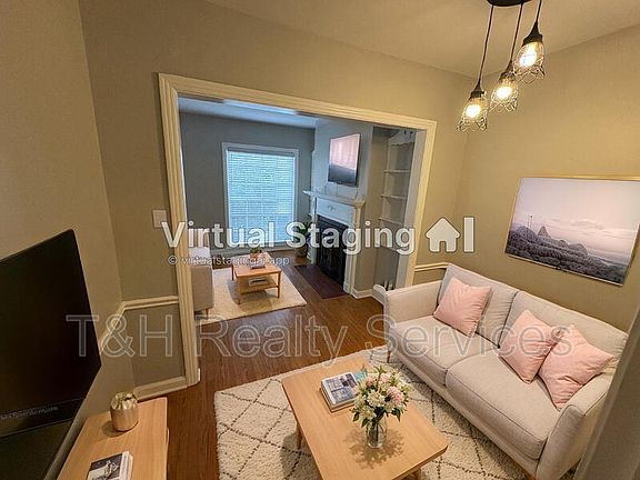 2nd image of 5302 E Saint Joseph St