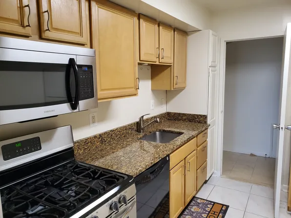 6001 Arlington Blvd APT 701, Falls Church, VA 22044