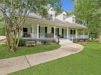 748 Riverview Dr, Baton Rouge, LA, 70816