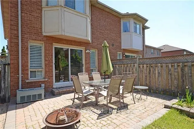 5470 Palmerston Cres — Photo 21