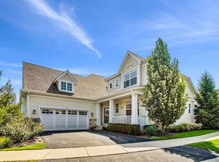 1901 Dauntless Dr, Glenview, IL 60026