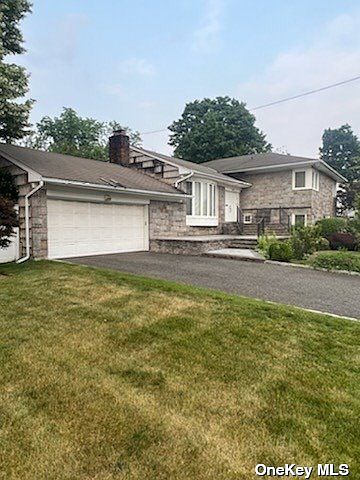 1st image of 216 Jackson Pl