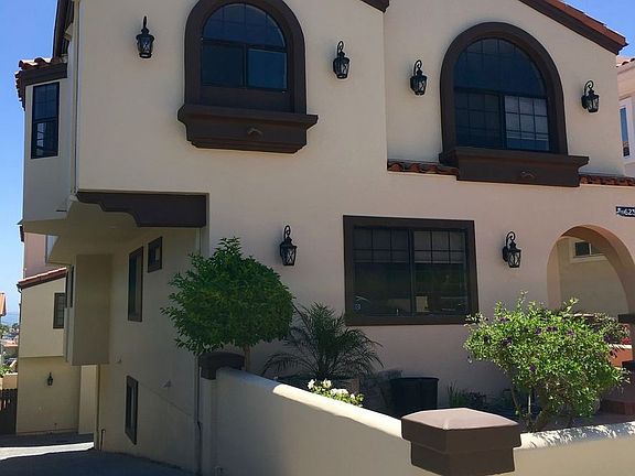 2nd image of 623 N Lucia Ave