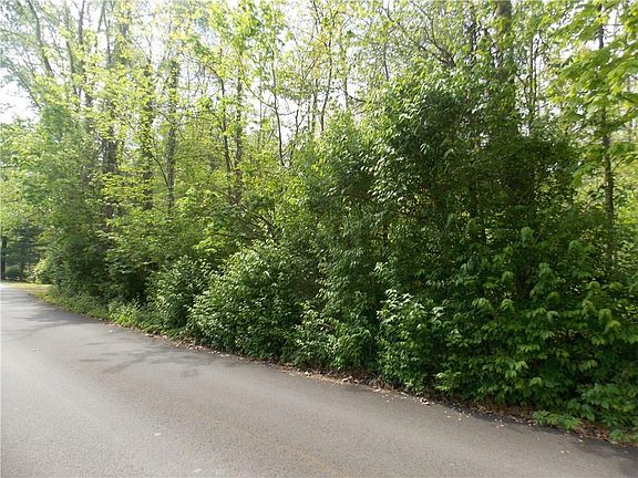 2nd image of 6283 Mallard Dr