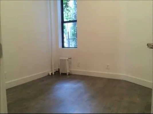 Rented by Compass | media 19