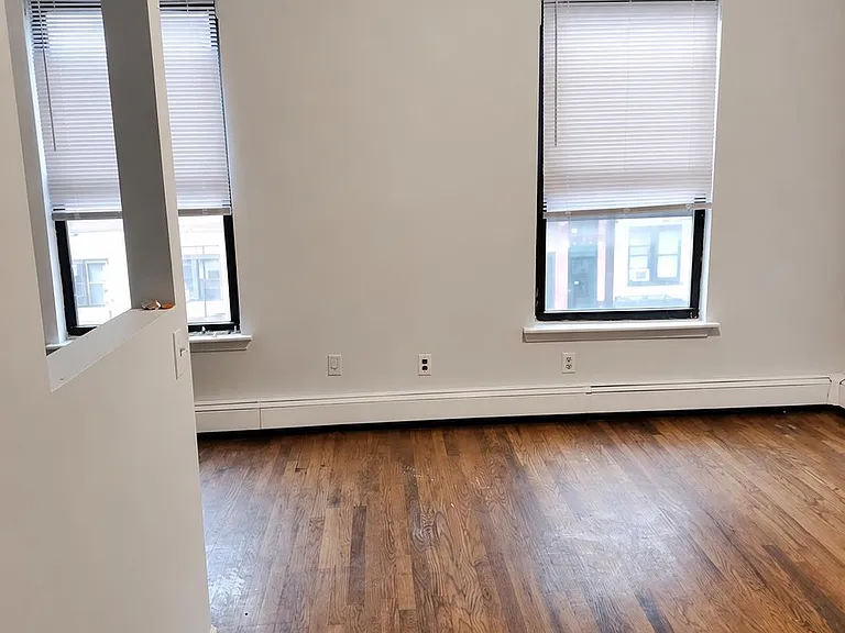 600.5 Grove St #2 — Photo 7