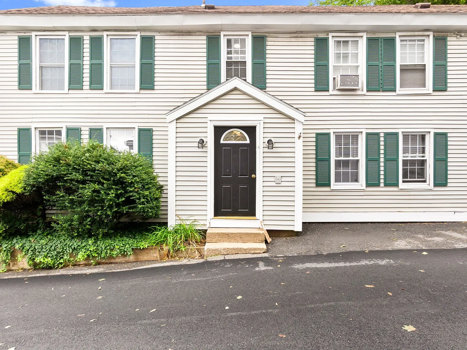 1 bed, 1.0 bath, 800 sqft, $2,000 — Photo 3