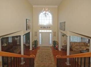 12 Nicholas Ct, Cream Ridge, NJ 08514