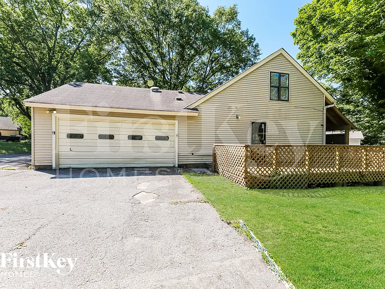 1451 Sandy Stone Ln — Photo 1
