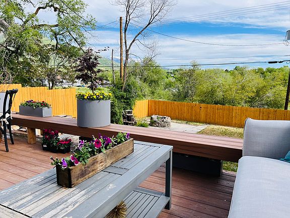 Deck with huge fenced back yard and amazing views.