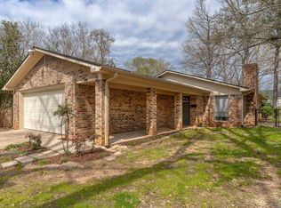225 Cambridge Ln, Longview, TX 75601