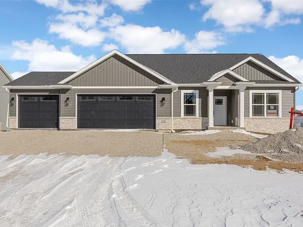 222 McCarran Ave NE, Cedar Rapids, IA 52402