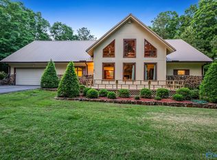 46 Deaton Rd, Laceys Spring, AL 35754