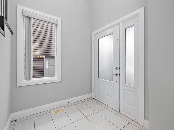 4th image of 17355 11th Ave SW