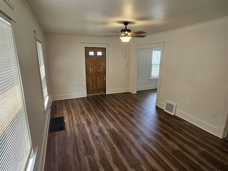 905 Belvedere Ave SE — Photo 15