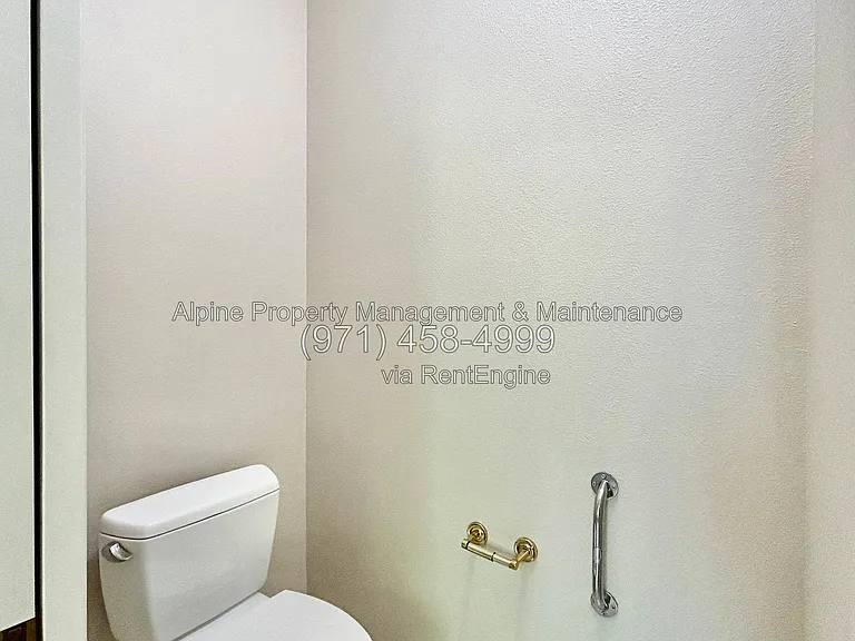 820 NW Pebble Beach Way — Photo 49