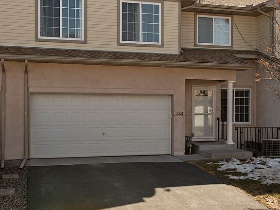 5th image of 21129 Mustang Ln