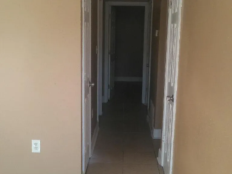 3521 Bennett St — Photo 3