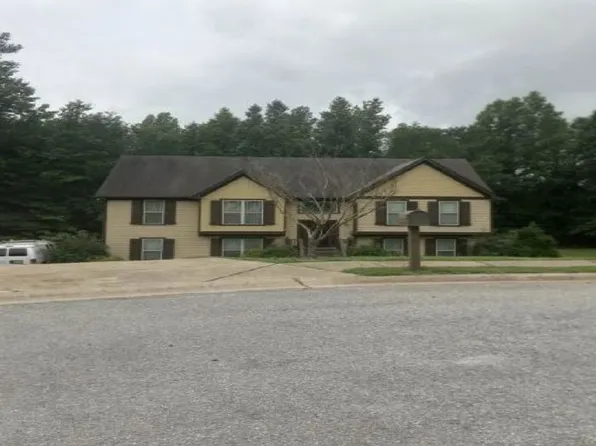 705 Forest Bridge Dr, Jefferson, GA 30549