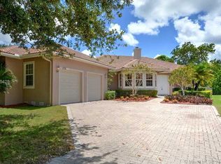 6776 NW 44th Ct, Coral Springs, FL 33067